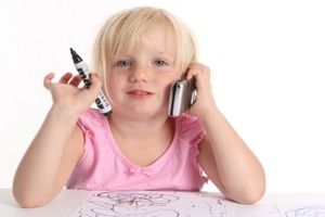 Telefon komórkowy – przyjaciel dziecka