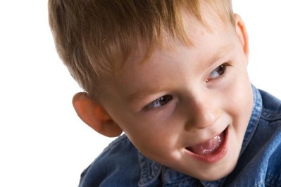 Ćwiczenia buzi i języka, czyli jak usprawnić mowę dziecka
