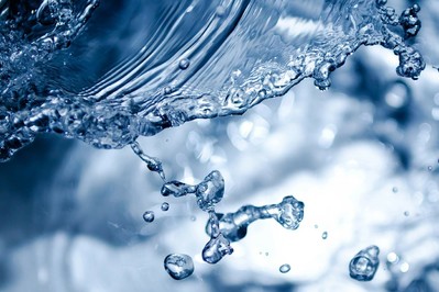Zatrzymanie wody w organizmie przyczyny – PORADY EKSPERTA