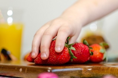 Jak nauczyć dziecko zdrowych wyborów żywieniowych?