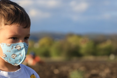 Lekarze ostrzegają przed groźną chorobą dotykającą dzieci: nowa epidemia jesienią? 