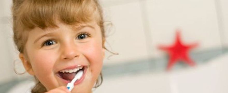 Kiedy dziecko boi się dentysty... - jak zapobiegać próchnicy u dzieci?